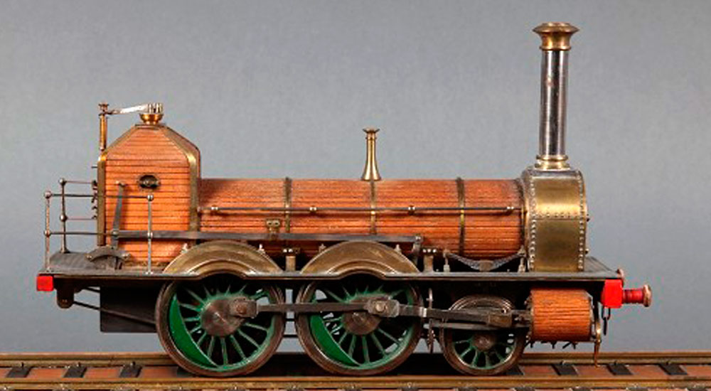 Pieza destacada del Museo del Ferrocarril de Madrid: modelo de locomotora de vapor del Ferrocarril de Madrid a Aranjuez.