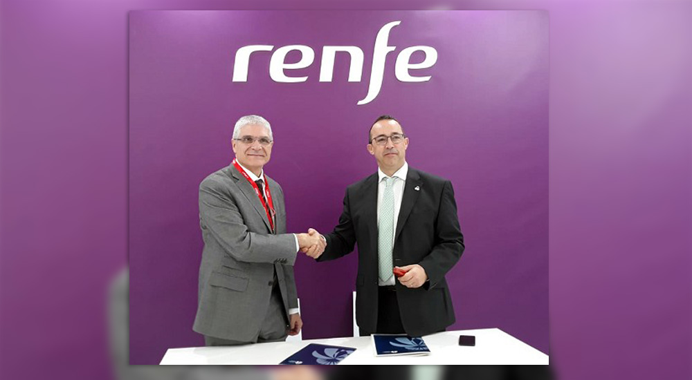 Acuerdo entre la Fundacin y Renfe para restaurar los coches Costa del Tren de la Fresa